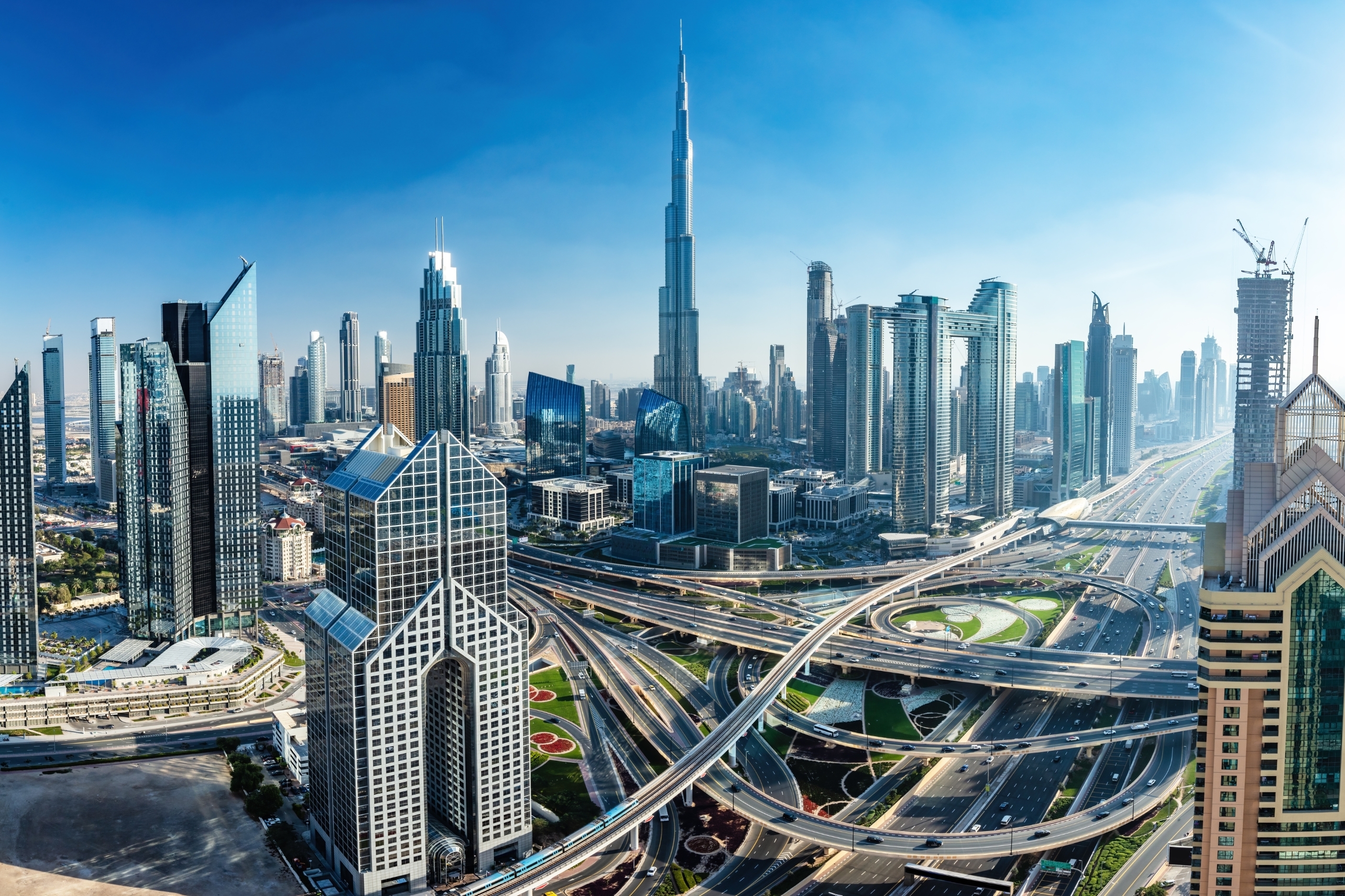 A 7-Day Luxury Yacht Journey Through Dubai and Abu Dhabi