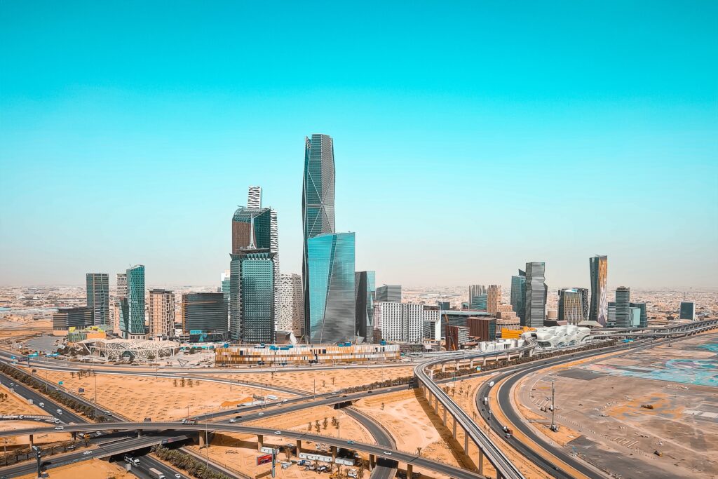 Exploring,The,Historic,And,Modern,Contrasts,Of,Riyadh:,A,Journey